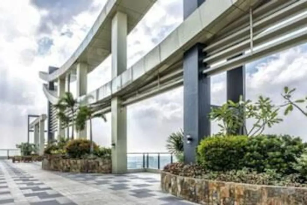 Flair Towers Relaxing Urban Resort Manila Apartment