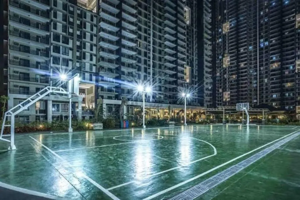 Flair Towers Relaxing Urban Resort Manila